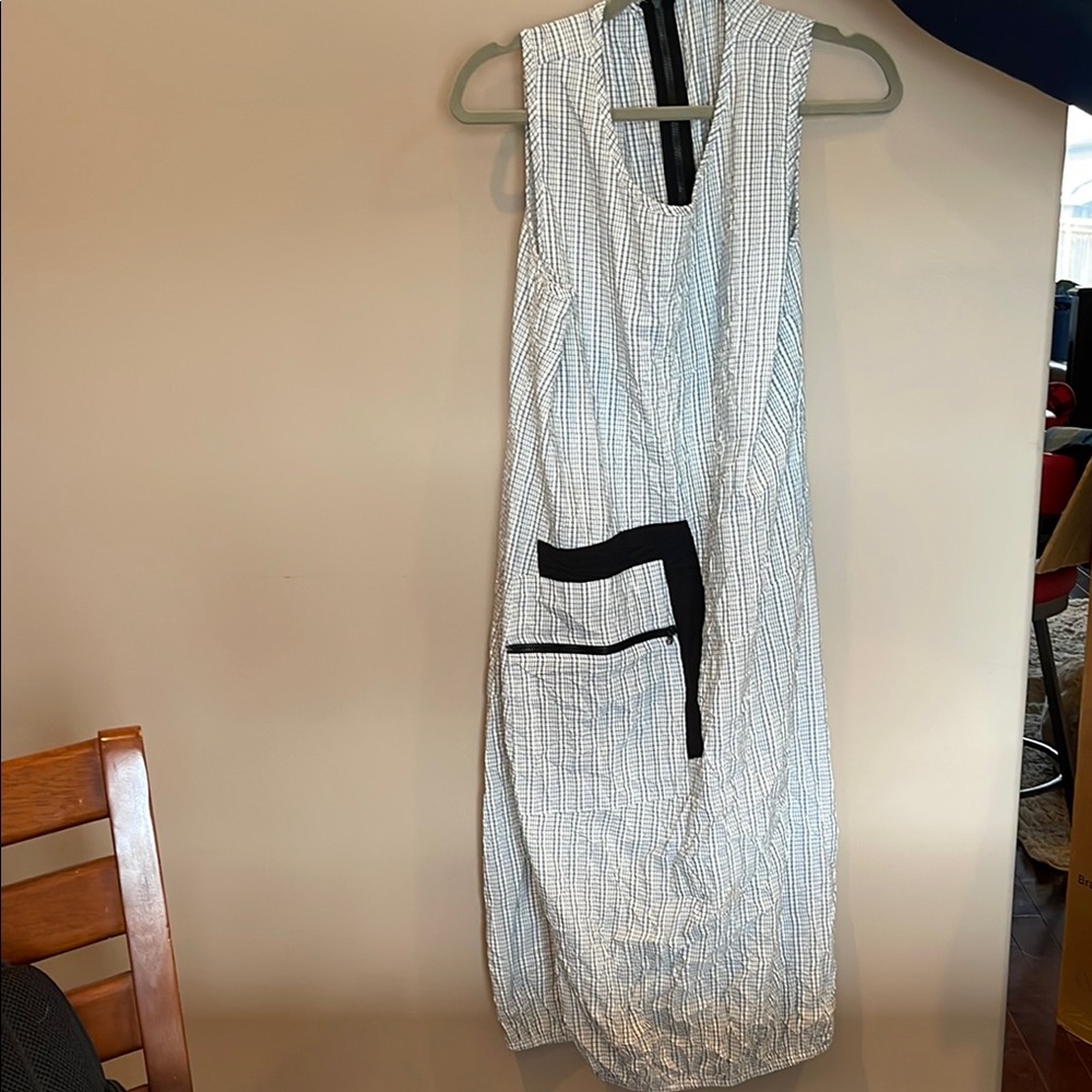 Chic Sleeveless Checkered Dress